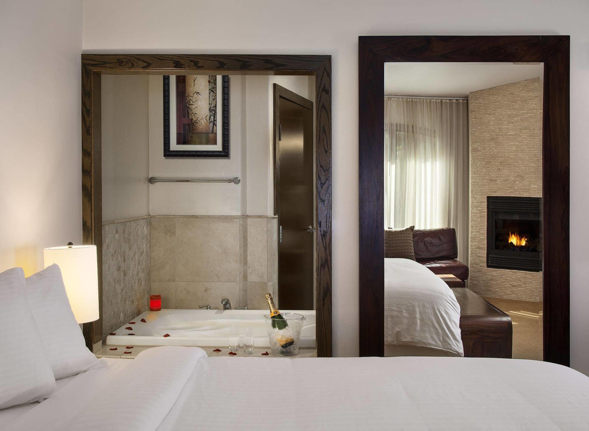El Colibri Hotel & Spa Cambria Eksteriør billede